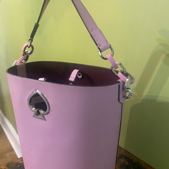 SOLD ♠️Host Pick♠️Kate Spade Suzy Small Bucket Bag in Pink - Picture 14 of 16